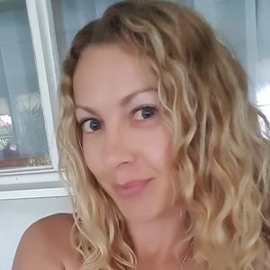 Meet your Posher, Sherry